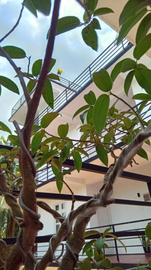 Lake Edge Resort Anuradhapura Luaran gambar