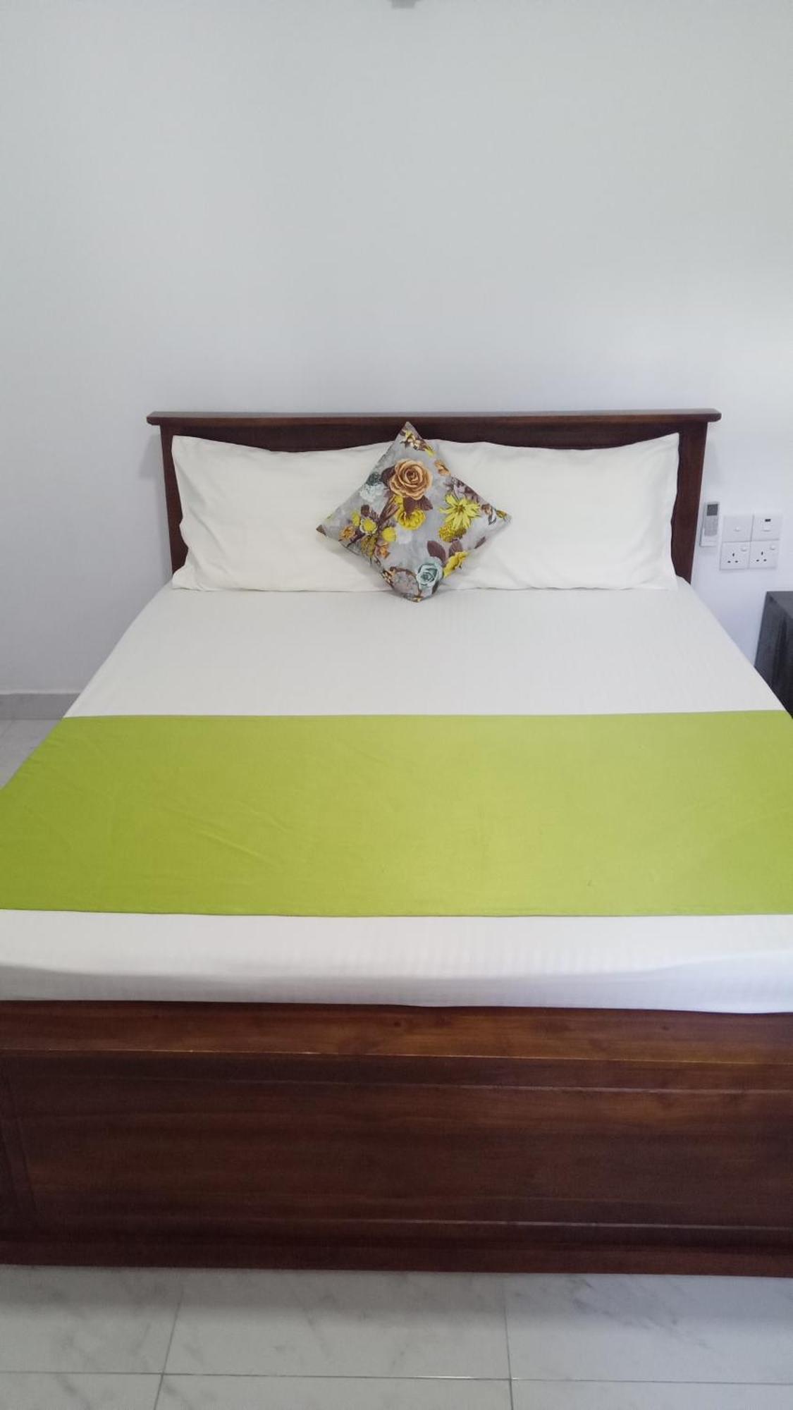 Lake Edge Resort Anuradhapura Luaran gambar